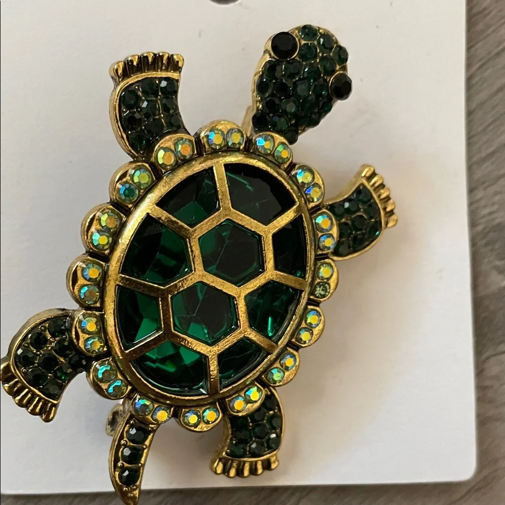 Artisan Green and Gold Turtle Brooch - Picture 2 of 9